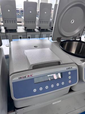 سانتریفوژ Cence L420-A با سرعت کم، ظرفیت 12x20 میلی‌لیتر، 4200 دور در دقیقه