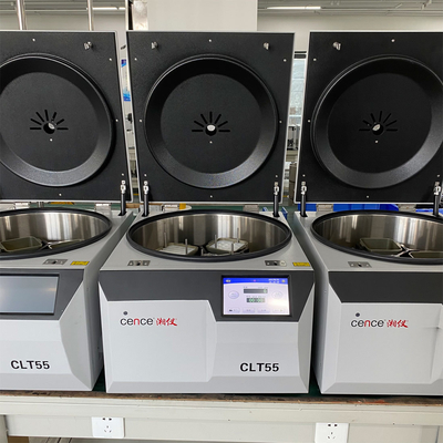 سانتریفیوژ سرعت پایین CLT55R با سرعت 5500 دور در دقیقه و ظرفیت 4x750 میلی لیتر