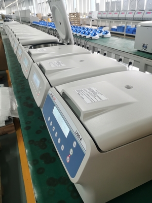 L420-A Centrifuge با سرعت پایین 4200rpm 2760xg حداکثر ظرفیت 12x20ml