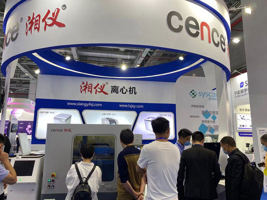 سانتریفیوژ یخچال‌دار با سرعت بالا 25000 دور در دقیقه با RCF 50560xg و ظرفیت 6x100 میلی‌لیتر برای استفاده آزمایشگاهی